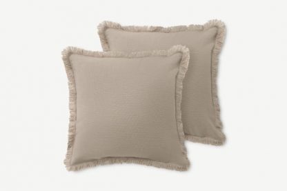 Frill cream cushion