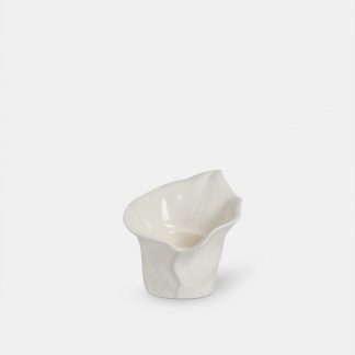 White Ceramic Lily Tealight Holder