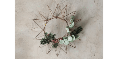 Golden Star Wreath