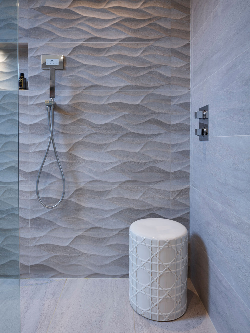 harrow-bathroom-slider-1